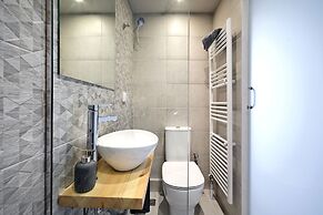 Hercules Residence