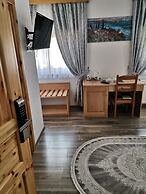 Rustic Inn River