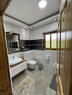 Rustic Inn River