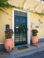 Palazzo Giovanni Bed and Breakfast