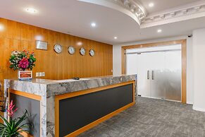 Boulevard Hotel