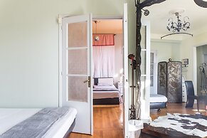 Yhouse