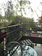 Yhouse
