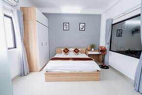 Shjmily House