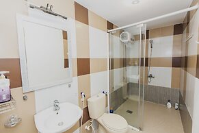 Shjmily House