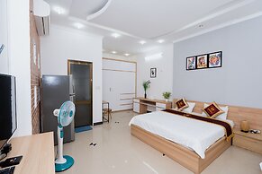 Shjmily House