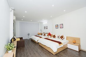 Shjmily House