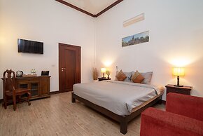 Home Boutique