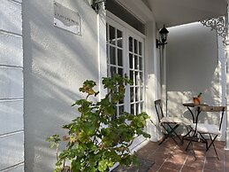 The Corner House L'A-nnexe