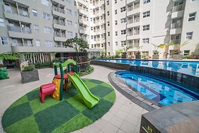 Compact 2BR with Sofa Bed at Parahyangan Residence