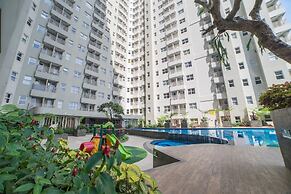 Compact 2BR with Sofa Bed at Parahyangan Residence