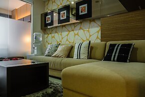 Luxurious 1BR At Dago Suites Apartment