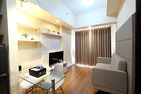 Brand New 1BR Casa De Parco Apartment