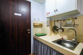 Bright Studio Apartment Serpong Greenview
