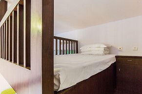 Shanghai Yueyi Apartment Hotel