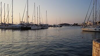 AmazeU Naxos