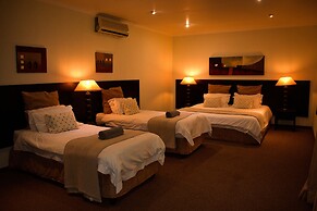 Waterfront Country Lodge