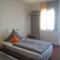Astra Hotel Garni