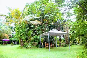 Lush Gardens Apartment 1