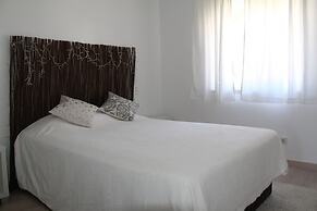 Sesimbra Stylish Villa by Homing