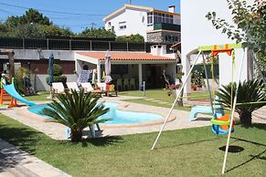 Sesimbra Stylish Villa by Homing