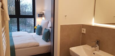 Apricot Hotel