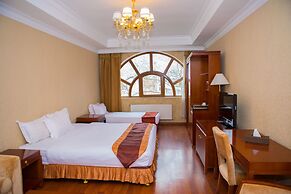 Sheki Palace Hotel