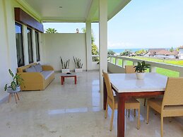 Medewi Manor