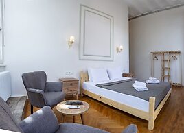 Cezayir Rooms