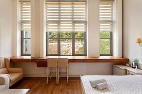 Cezayir Rooms