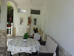 Holiday House Perkic mm