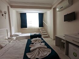 Aquila Beach Hotel