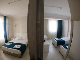 Aquila Beach Hotel