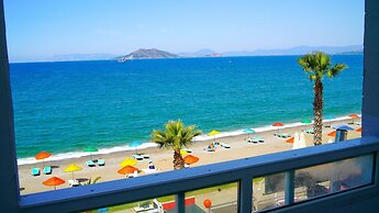 Aquila Beach Hotel