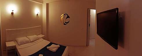 Aquila Beach Hotel