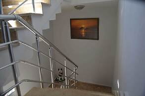 Has otel