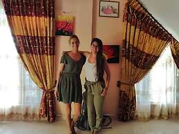 Viveka Inn Guest