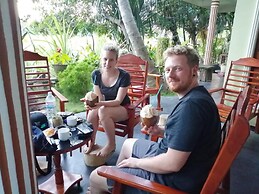 Viveka Inn Guest