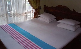 Viveka Inn Guest