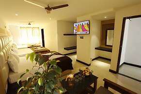 New Cape Hotel