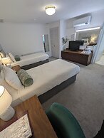 The Walnut Tree Hotel