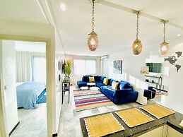 Foch Apartment