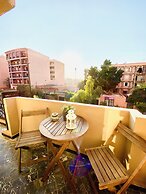Foch Apartment
