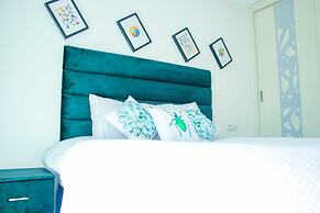 Foch Apartment