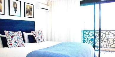 Foch Apartment