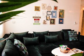 Foch Apartment
