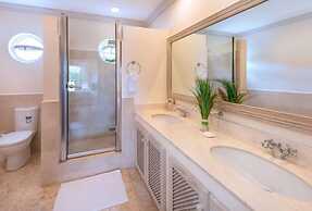 Royal Villa 19