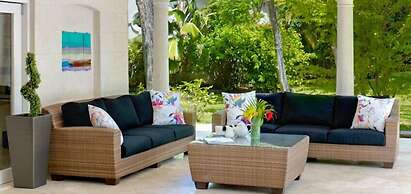 Villa Amberley House & Cottage