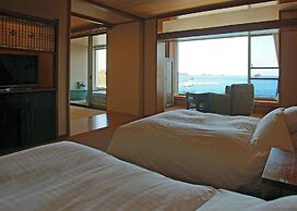 IKI RETREAT by Onko Chishin