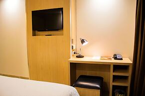 Cassowary Hotel